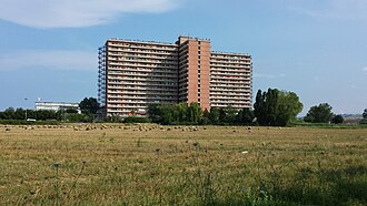 Hotel House: il fallimento di un investimento turistico senza governance