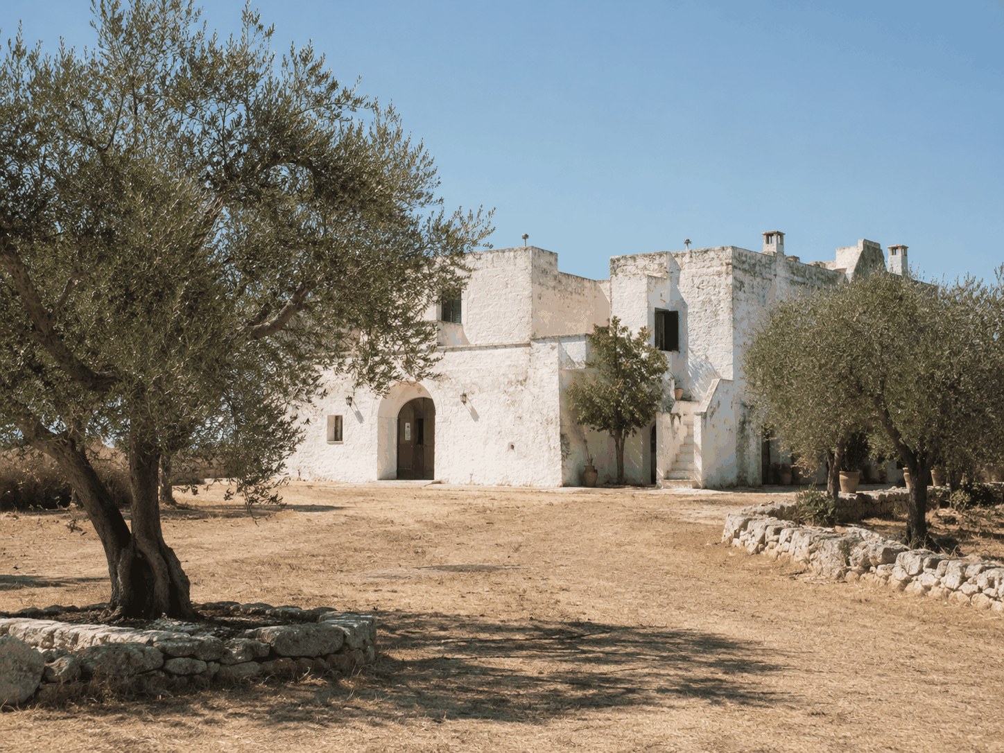 Le masserie della Valle d'Itria non parlano solo di turismo. Parlano di Codice della Crisi.