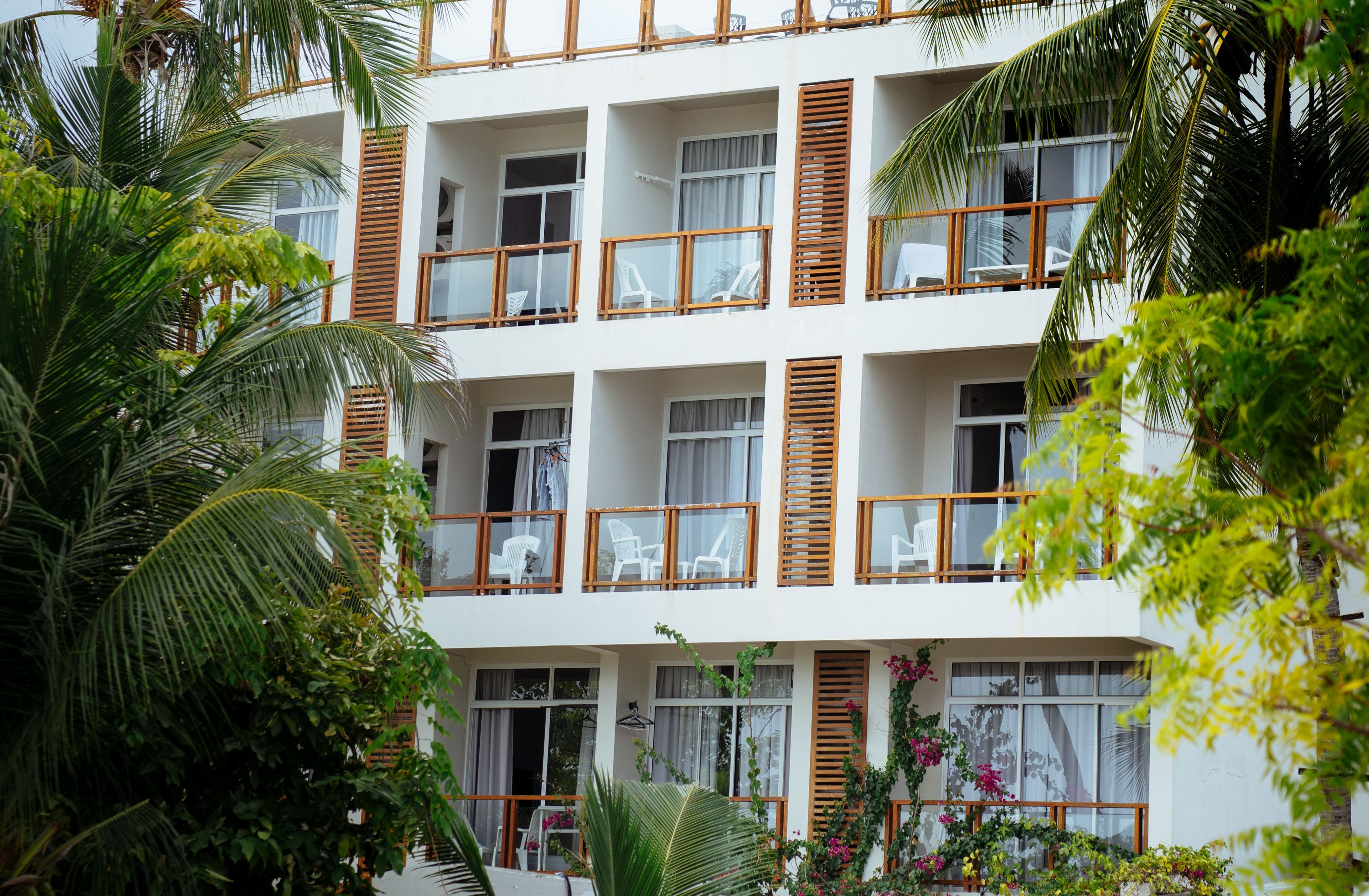 Buying a hotel: asset deal or share deal?