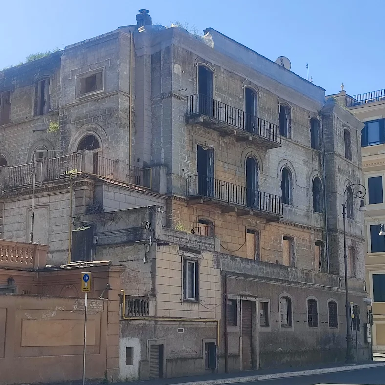 Villino Pincherle: can the former hotel overlooking Villa Borghese become a hotel again?