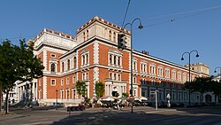 Essence’s €15 Million 9% bond: what it reveals about the italian hotel market
