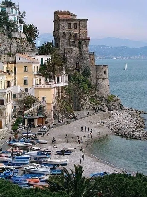Grand Hotel Salerno: contenzioso, TAR e rischio sulla continuità alberghiera