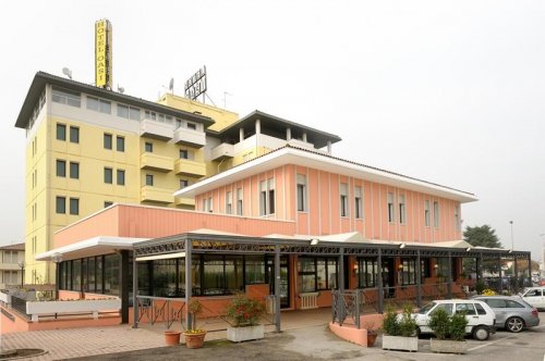 Hotel Oasi Conselve: 69 camere, prezzo base ridotto del 44% e un investment case da ricostruire